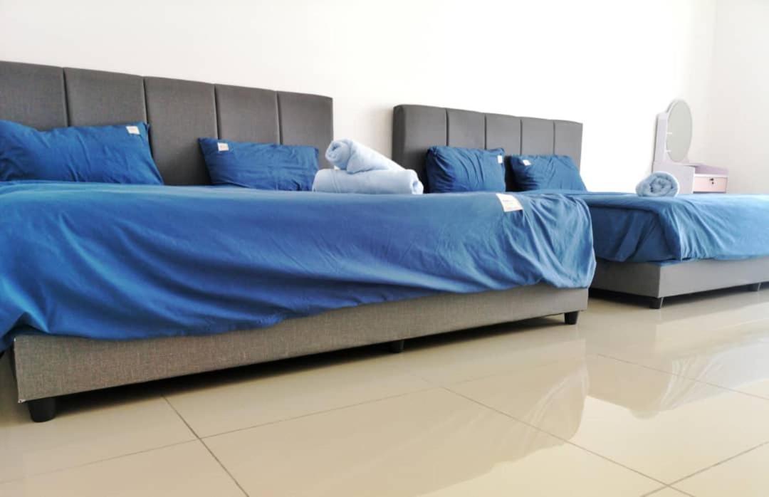 Holiday Homestay เซเรมบัน ภายนอก รูปภาพ